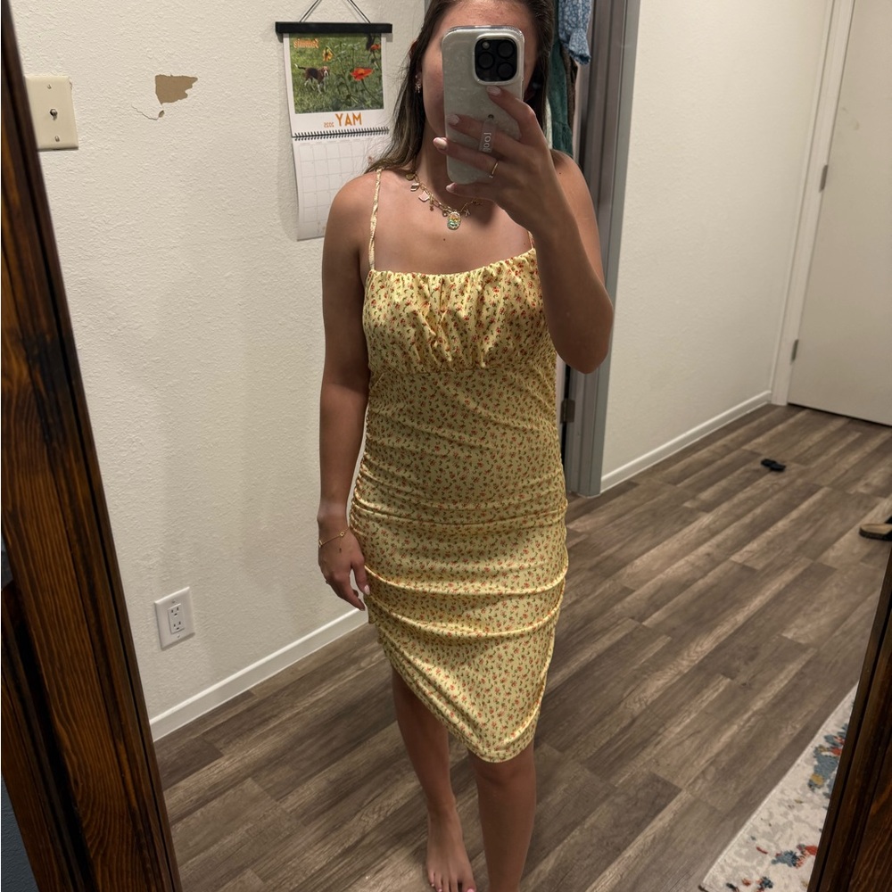 Source Unknown Yellow Floral Midi Dress